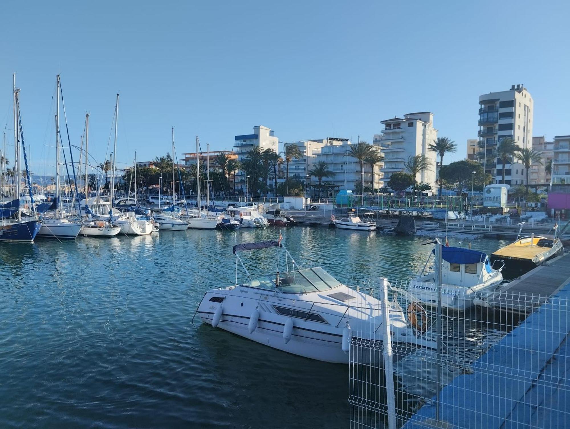 Baleares III Apartamento A 100 Metros De La Arena Playa de Gandia Bagian luar foto